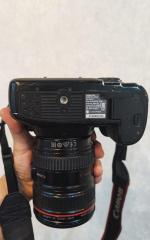 دوربین 5D Mark IV کانن دست دوم