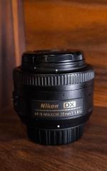 لنز نیکون AF-S DX NIKKOR 35mm f/1.8G دست دوم